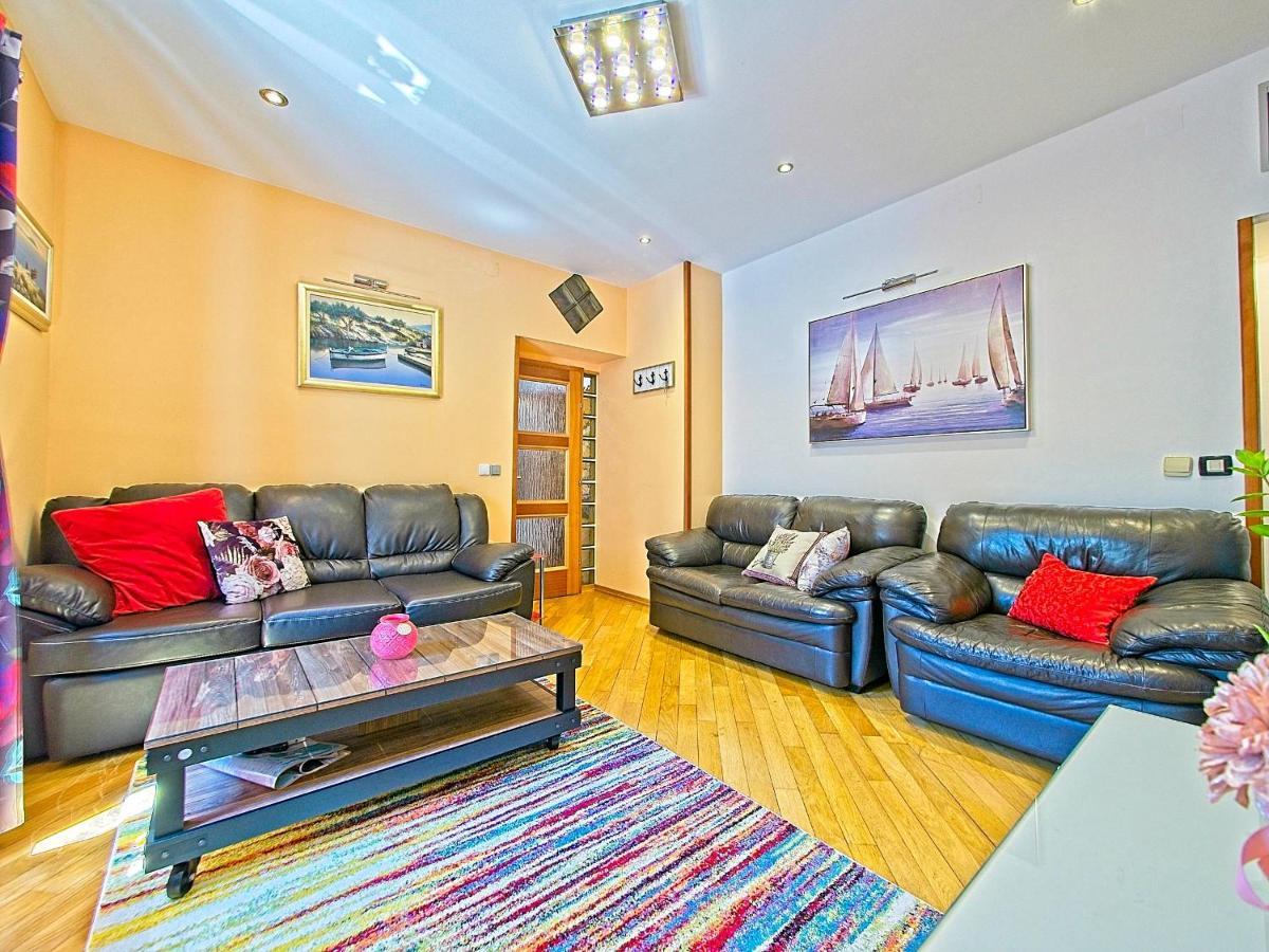 Nina Apartment Сплит Екстериор снимка