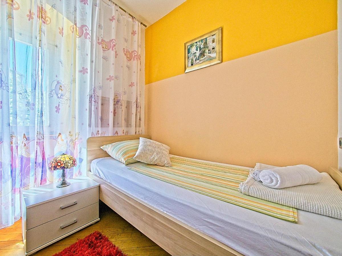 Nina Apartment Сплит Екстериор снимка