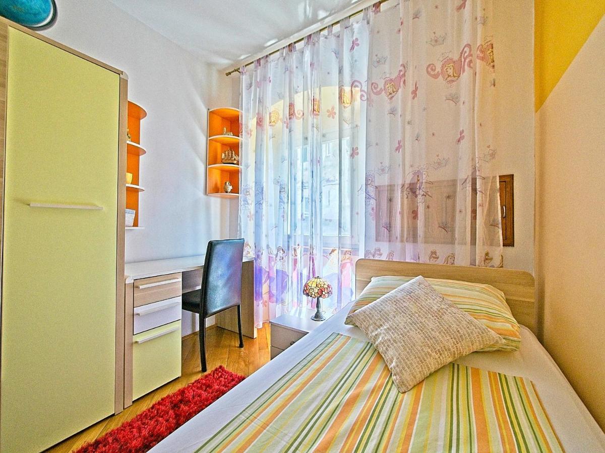 Nina Apartment Сплит Екстериор снимка